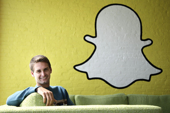 Snapchat CEO:最大競(jìng)爭(zhēng)對(duì)手是微信和Line